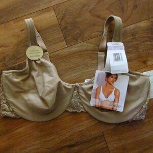 NWT- Lilyette Beige Tailored Seamless Unlined Minimizer Underwire Bra Size 42D